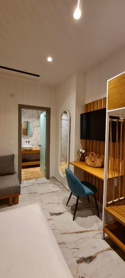 Costa Anastasia_Sea View Suites Vrasná Oda fotoğraf