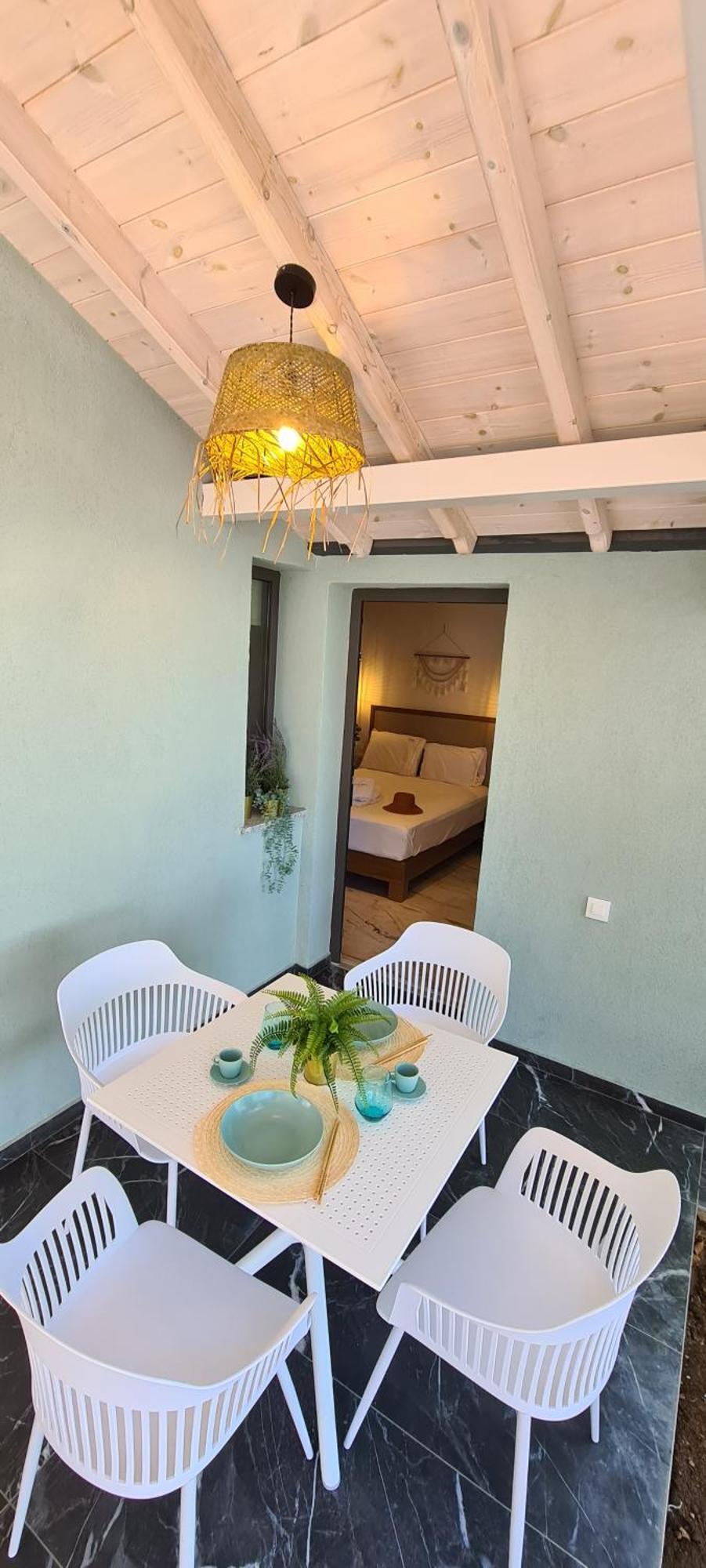Costa Anastasia_Sea View Suites Vrasná Oda fotoğraf